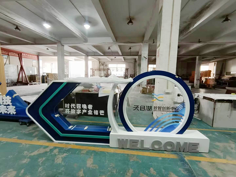 常见的标识标牌厂家加工制作工艺流程盘点